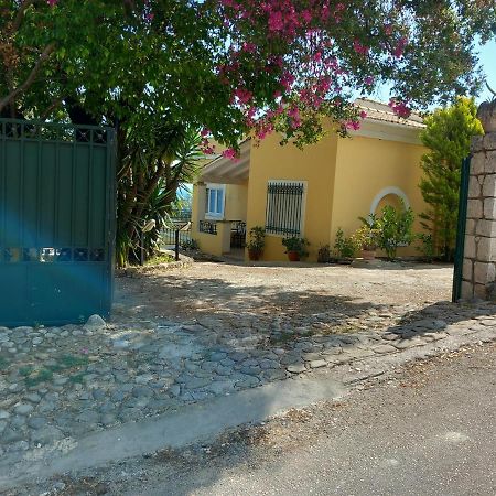 Olea Home Agia Pelagia Chlomou エクステリア 写真